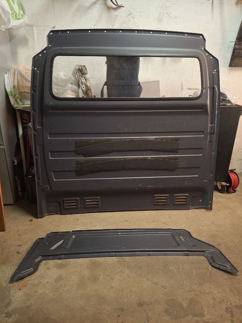 VW Toutes les pièces détachées: tole séparation vw crafter – D'occasion à Prêles par 309_16V
