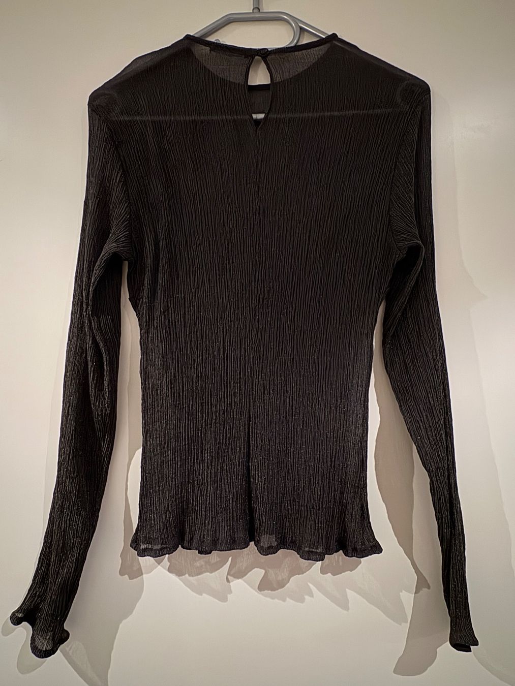 Sisley Top: Festlich glitzerndes Langarm Top Sisley – Usato da Tagelswangen venduto da lykainion 1