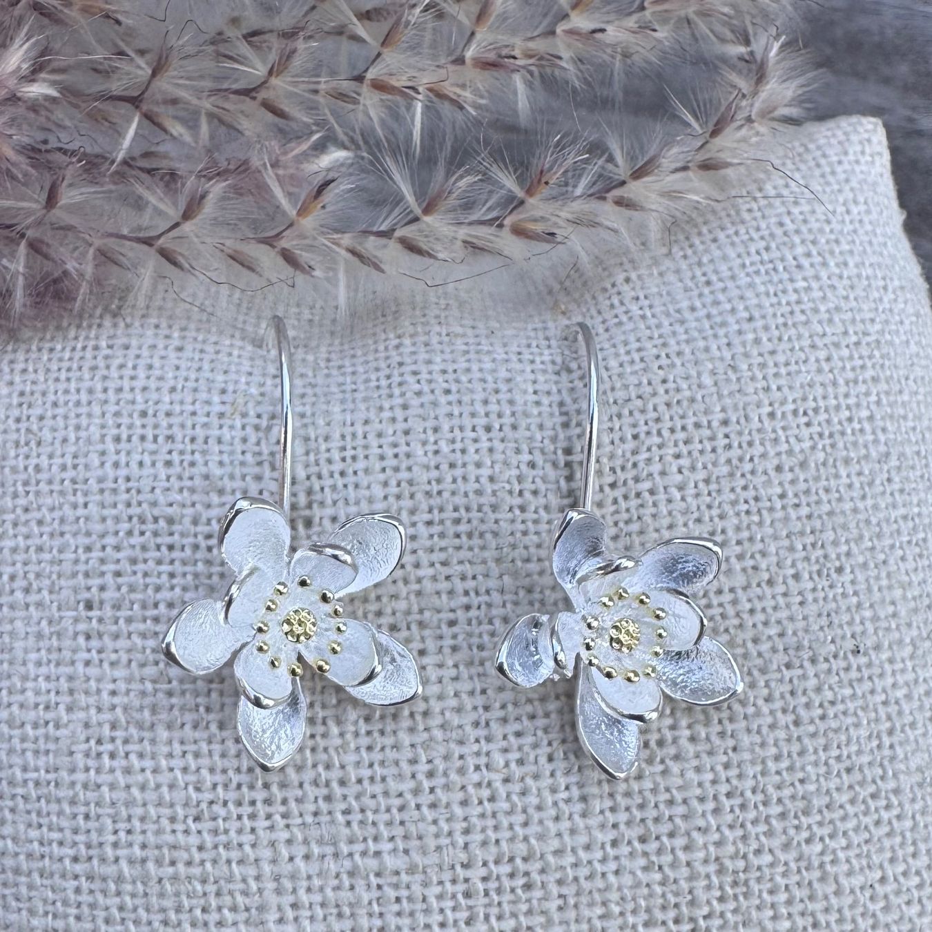 Orecchini pendenti & Orecchini a lobo: Wunderschöne Silber 925 Ohrhänger in Blüten-Form mit Stempel – Nuovo e nell'imballaggio originale da Rombach venduto da Ivreajewels 3