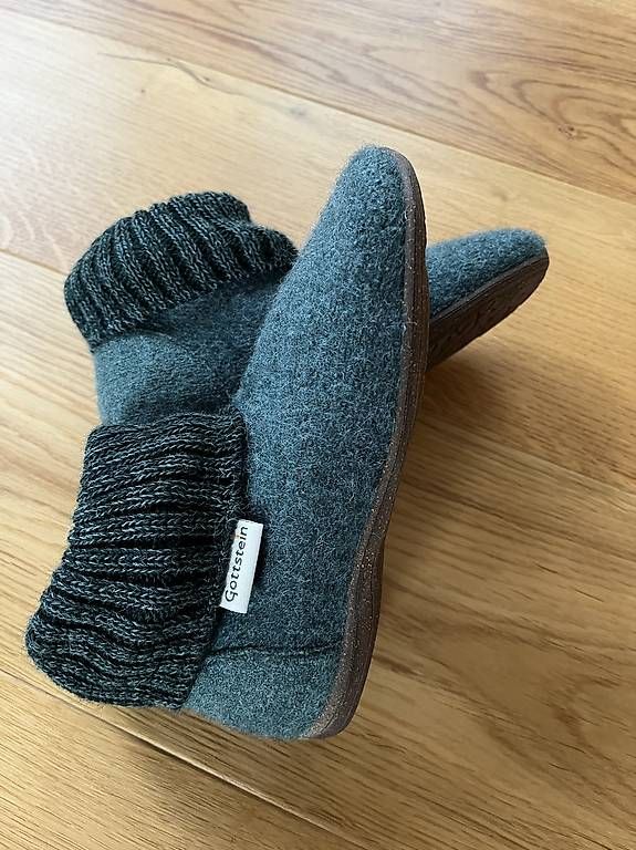 Chaussures garçon: Hausschuhe grösse 32 – D'occasion à Villmergen par Babiwe 1