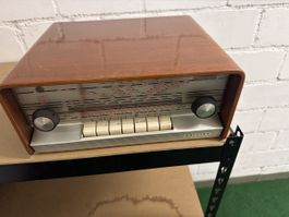 Radio Philips d'epoca in legno, modello 600, 