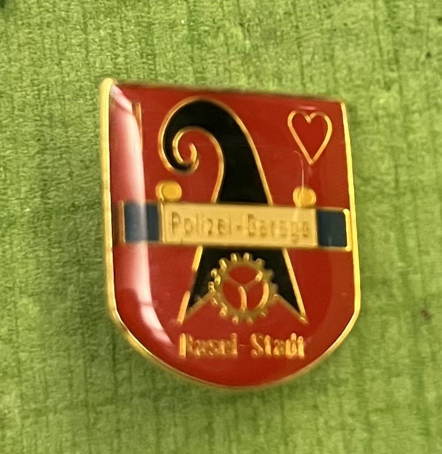 Plaquettes & Badges: Polizei BS Pin – D'occasion à Itingen par Bebbi6569