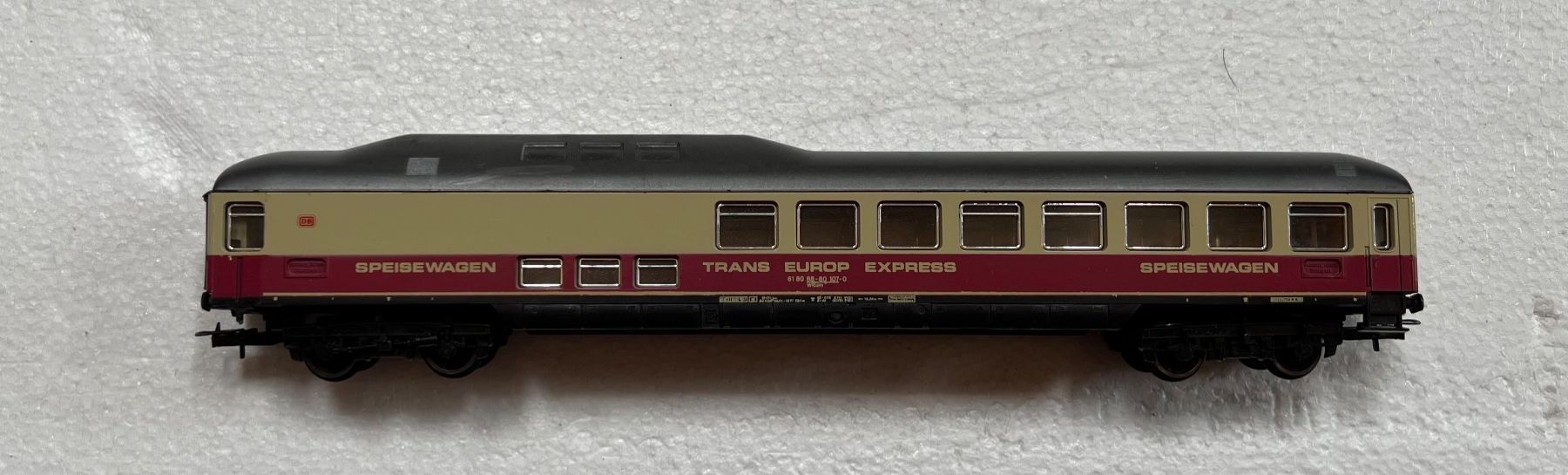 Lima Modellini di ferrovie: LIMA H0 TEE Buckelspeisewagen – Usato da Rebstein venduto da keeljohnpirat 1