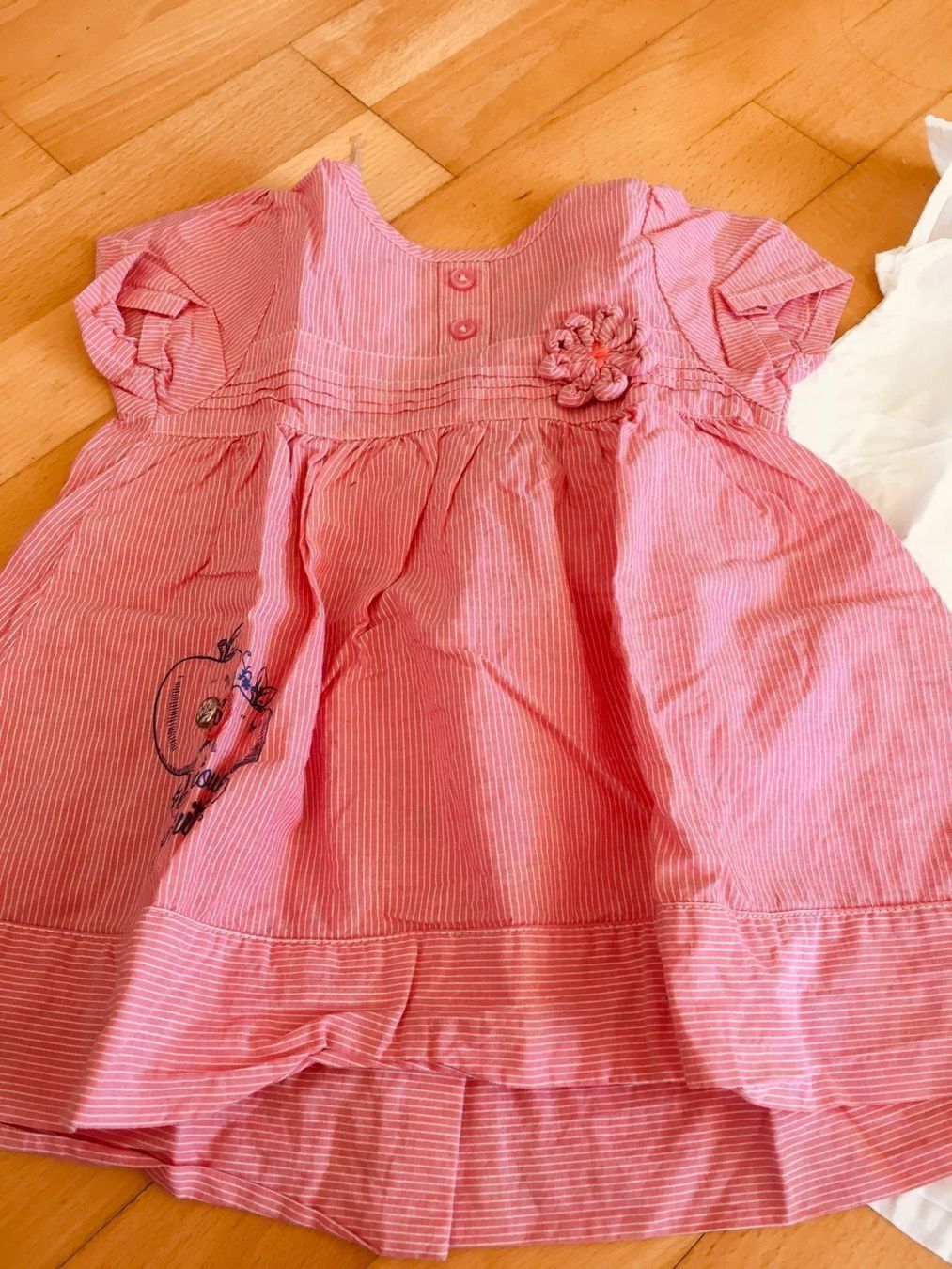 Kleiderpakete & -sets: 2 herzige kleid 9 monate (C6) – Gebraucht aus Stäfa von nale068 2