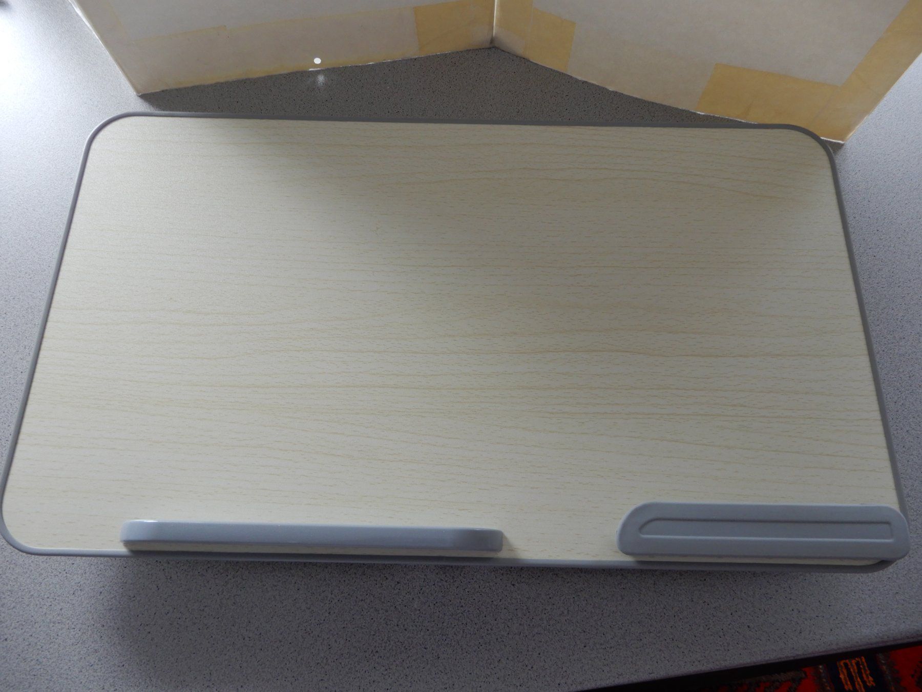 Scrivanie: Laptop Basic Tisch von Amazon – Usato da Burgdorf venduto da Liss 3