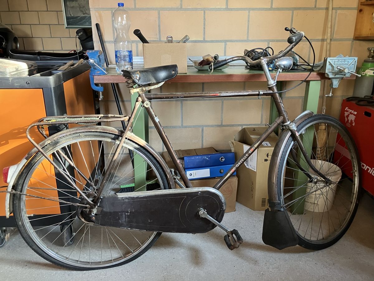 Velos: Velo – Defekt aus Beromünster von iaf_8rr9