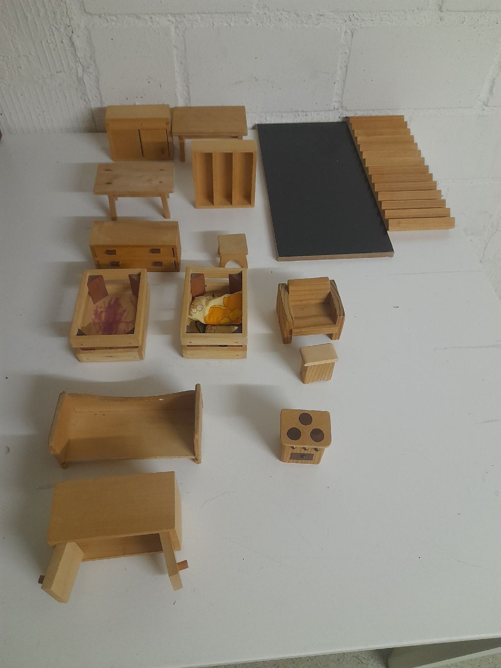 Case e mobili per bambole: puppenhaus aus holz – Usato da Glattbrugg venduto da B_B 5