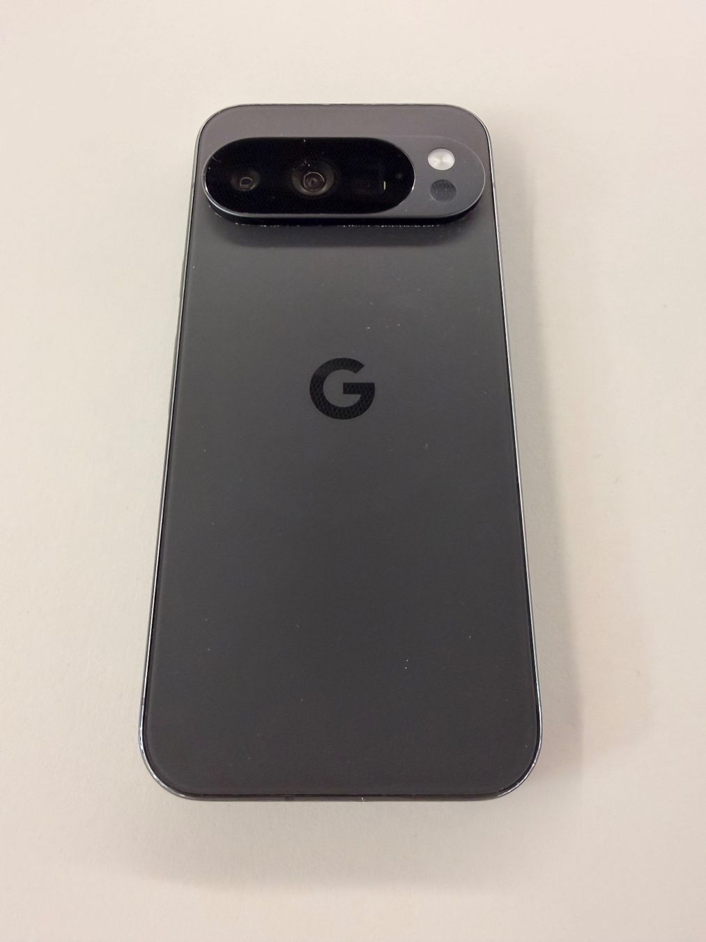 Google Telefoni cellulari / Smartphones: Google Pixel 10 Pro 256 GB Obsidian | Top Zustand – Usato da Horgen venduto da chriland 1