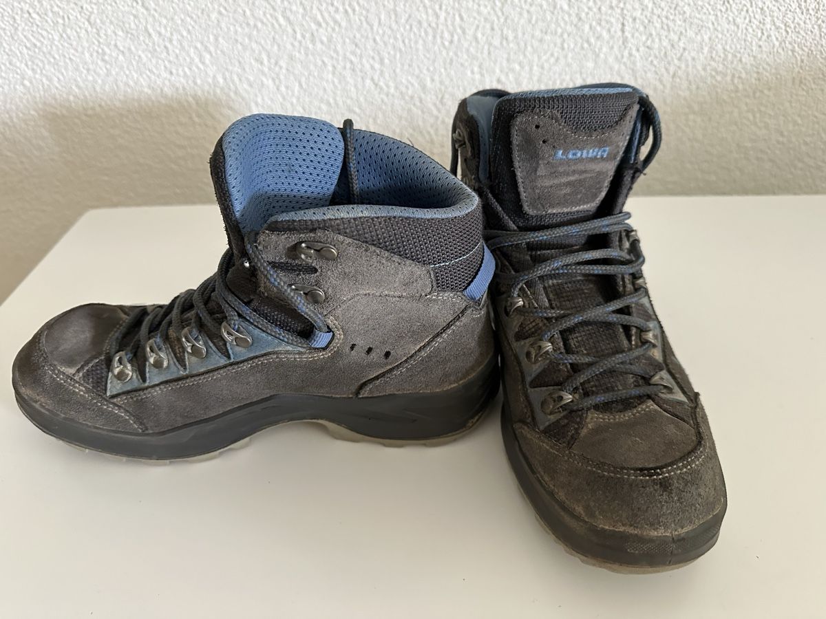 Lowa Schuhe für Jungen: Kinder Wanderschuhe  – Gebraucht aus Egerkingen von Claudia_Flury 1