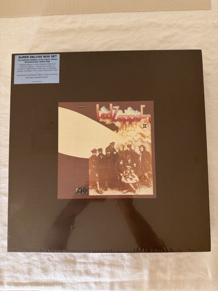 Dischi in vinile: Led Zeppelin - II - Super Deluxe Edition Box Set, versiegelt – Nuovo e nell'imballaggio originale da Schaffhausen venduto da Sonne25