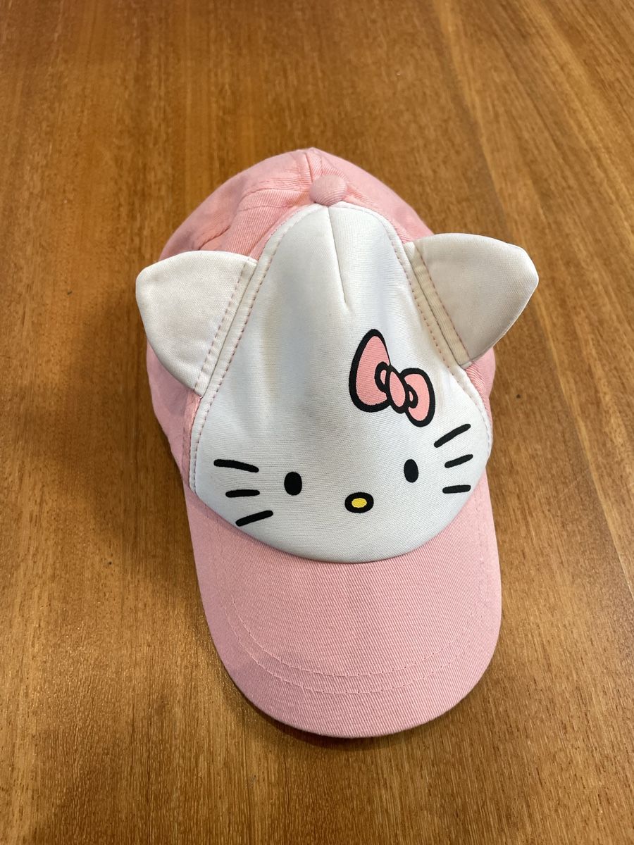 Altro abbigliamento per bambina: Hello Kitty Cap, Fox & Bunny, Grösse S – Nuovo (secondo la descrizione) da Wädenswil venduto da VintageSalesCH