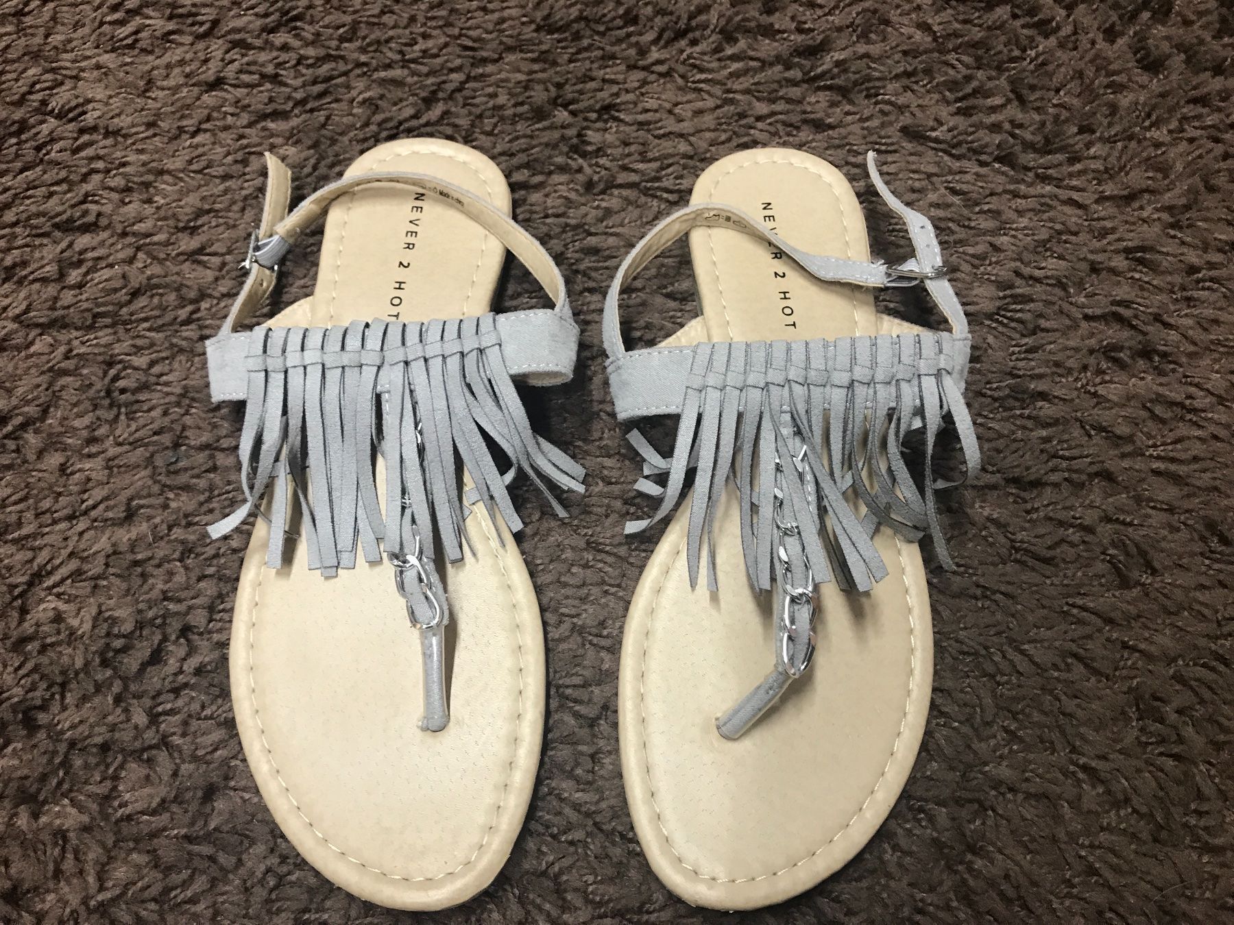 Damenschuhe: Sandalen Gr 40 – Gebraucht aus St. Margrethen SG von kellenbh