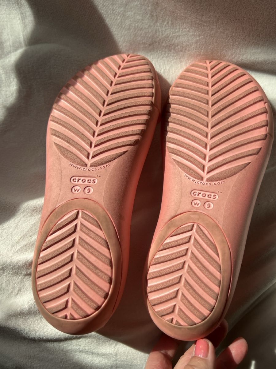 Chaussures femmes: Crocs Iconic Comfort – D'occasion à Mörel par Emozia 3