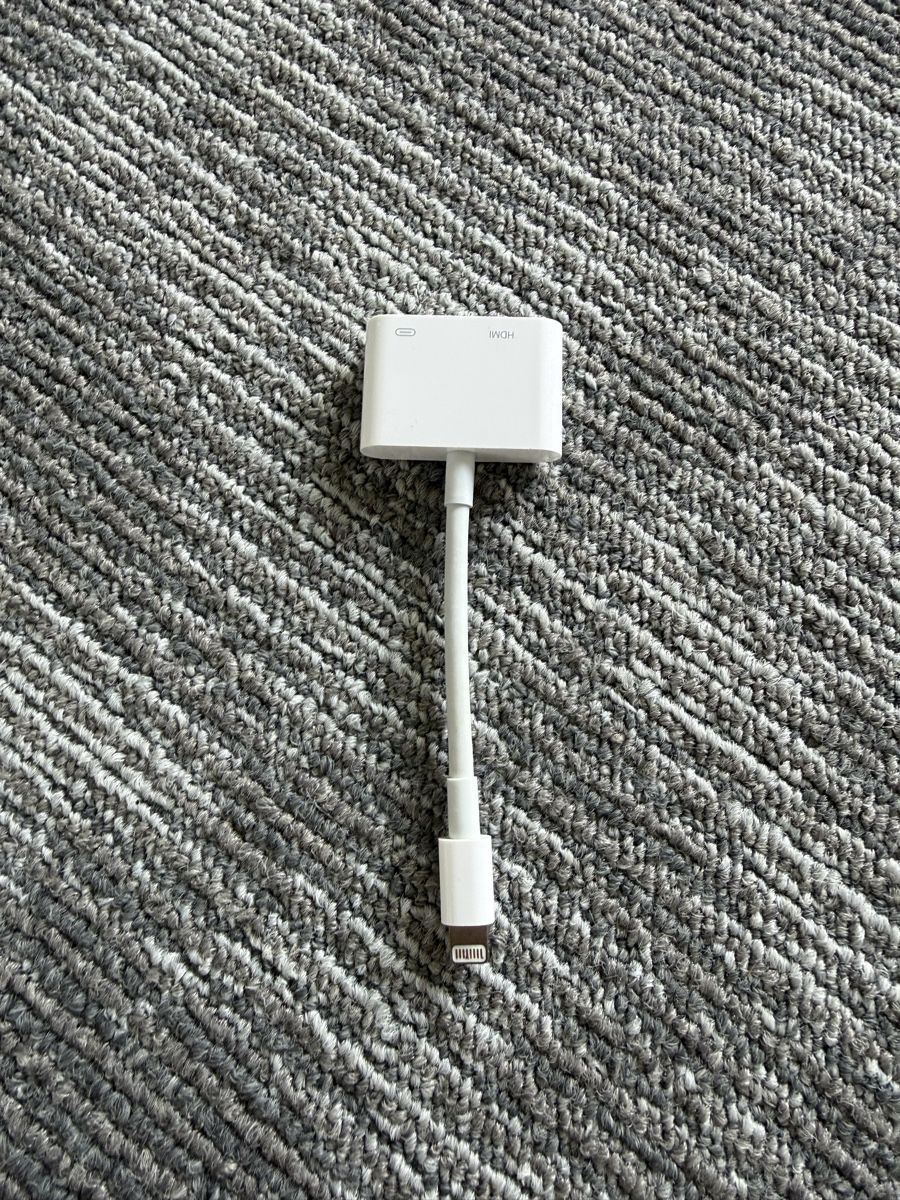 Apple Unità & Adattatore: Apple Lightning auf HDMI Adapter – Usato da Winterthur venduto da Matti43