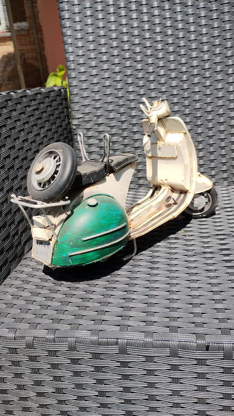 Kit di modellismo & Modellini statici: Vespa Model – Usato da Gossau ZH venduto da skyrun 1