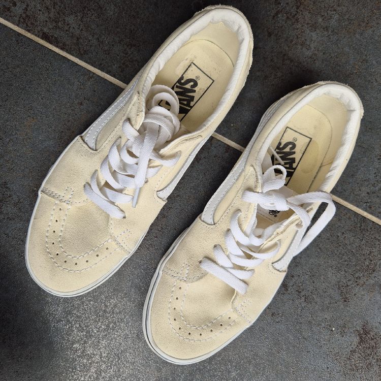 Vans Scarpe da donna: Vans, taille 38, couleur crème – Usato da Choëx venduto da NKim 1