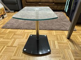 Tisch aus Glas stilvoll & zeitlos