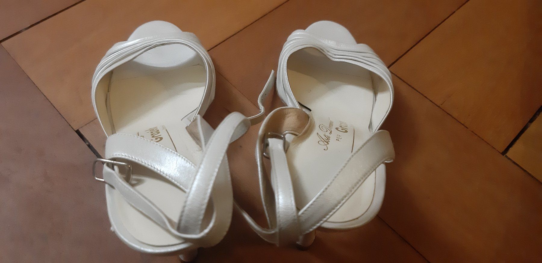 Scarpe da donna: Elegante Sandalen LEDER Gr.38 – Nuovo (secondo la descrizione) da Zürich venduto da Venecia25 5