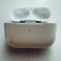 Original Apple Ladecase MagSafe A2700 für AirPods Pro 2 Gen.