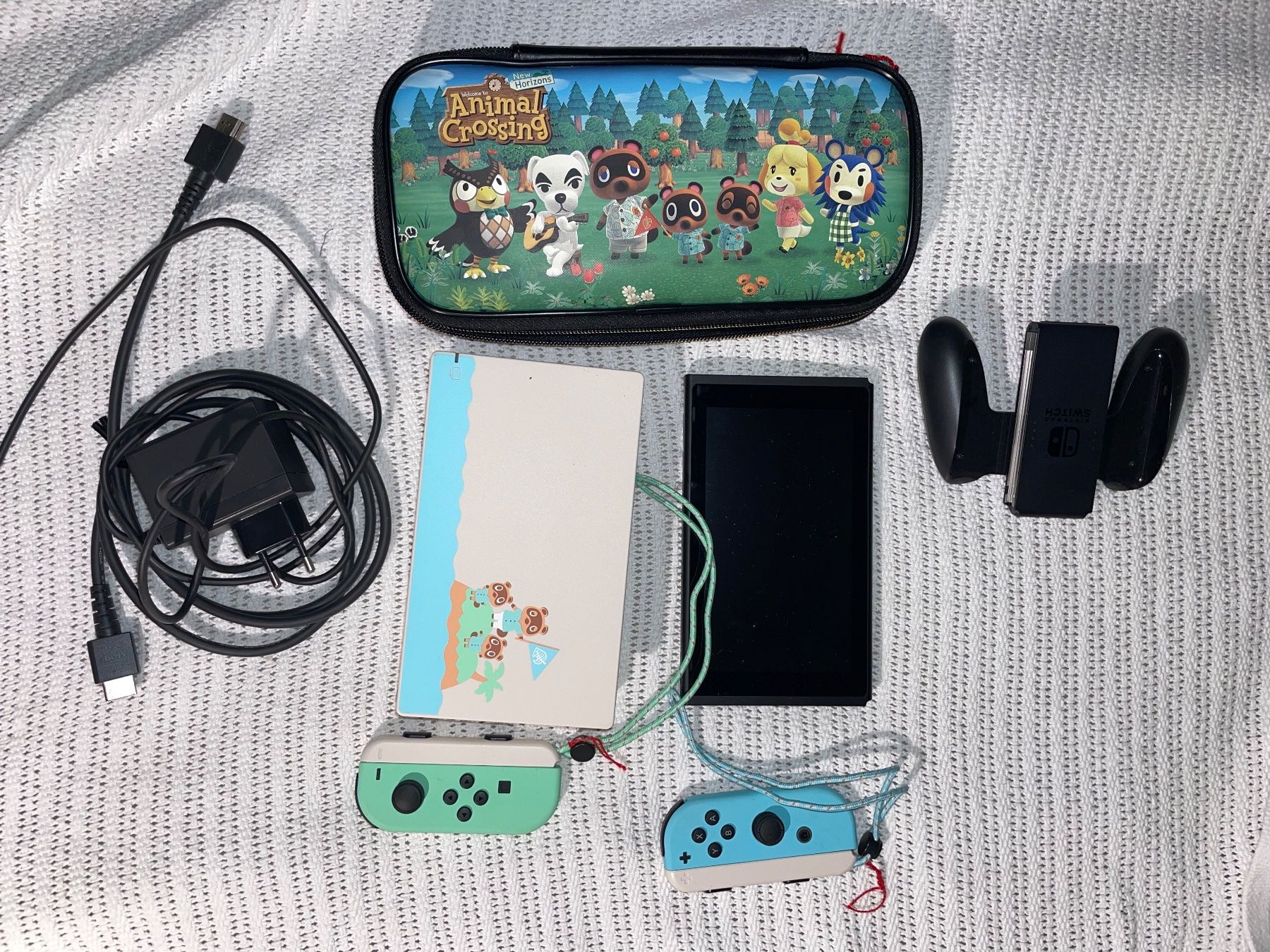 Nintendo Console: Animal Crossing Switch Like New – Nuovo (secondo la descrizione) da Zürich venduto da rahelgamma