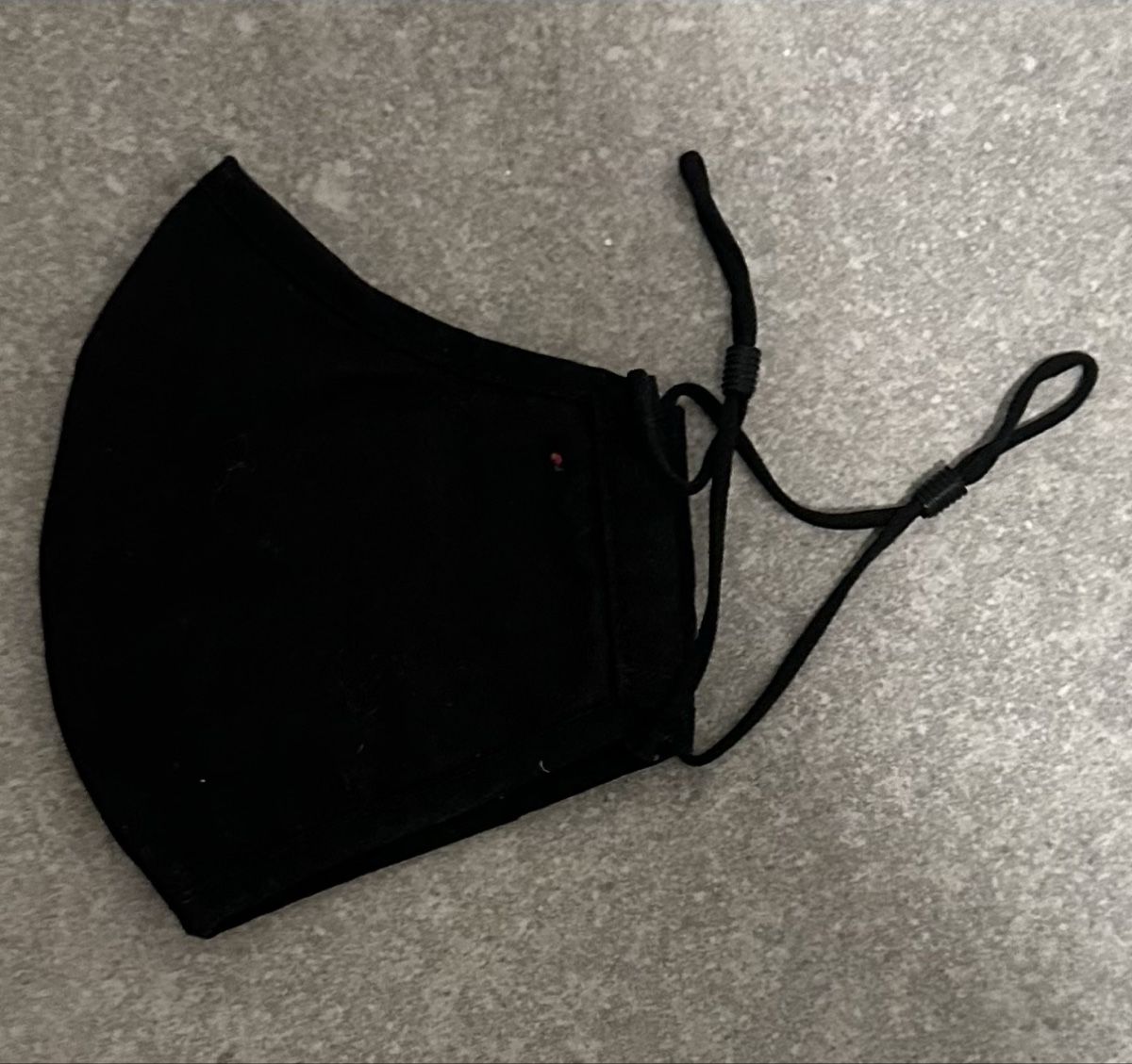 Gesichts- und Gehörschutz: 3x Adidas Stoffmaske, wiederverwendbar – Gebraucht aus Fahrwangen von lya_n6l6 2