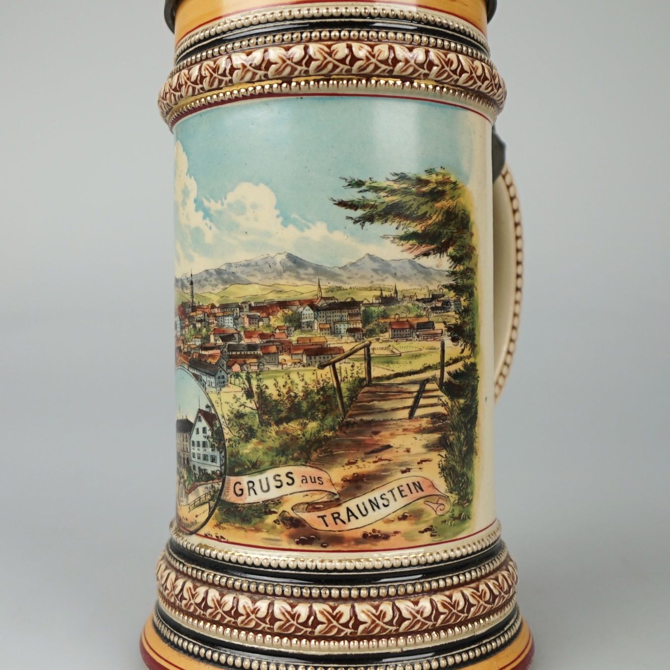 Verres: Detailreicher Bierkrug mit Deckel – D'occasion à Volketswil par brockipfannenstil 1