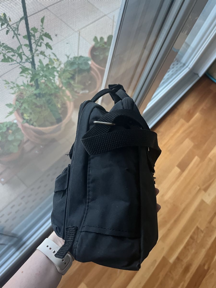 Fjällräven Borse: Umhängetasche Kanken Sling Schwarz – Nuovo (secondo la descrizione) da Oberarth venduto da pau_h8rf 3