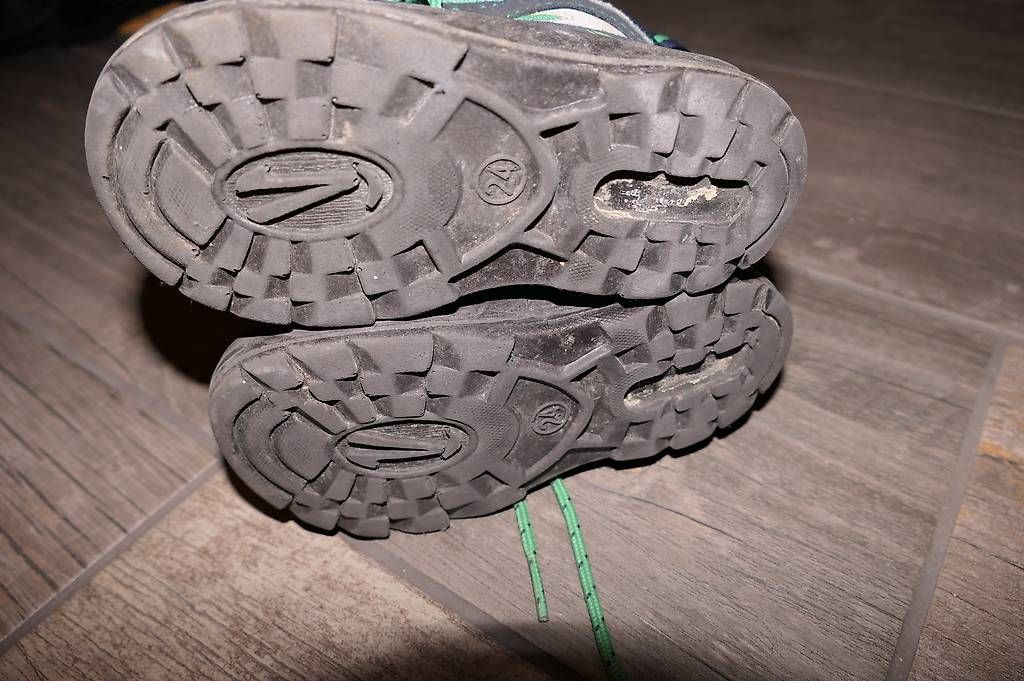 Scarpe per ragazzi: Winterstiefel, Grösse 24 – Usato da Niederweningen venduto da Reto_81 1