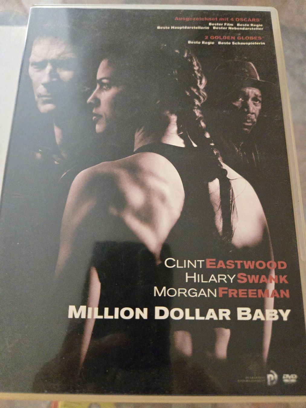 Tutti i DVDs: Million Dollar Baby DVD – Usato da Bussigny venduto da Kfdlt
