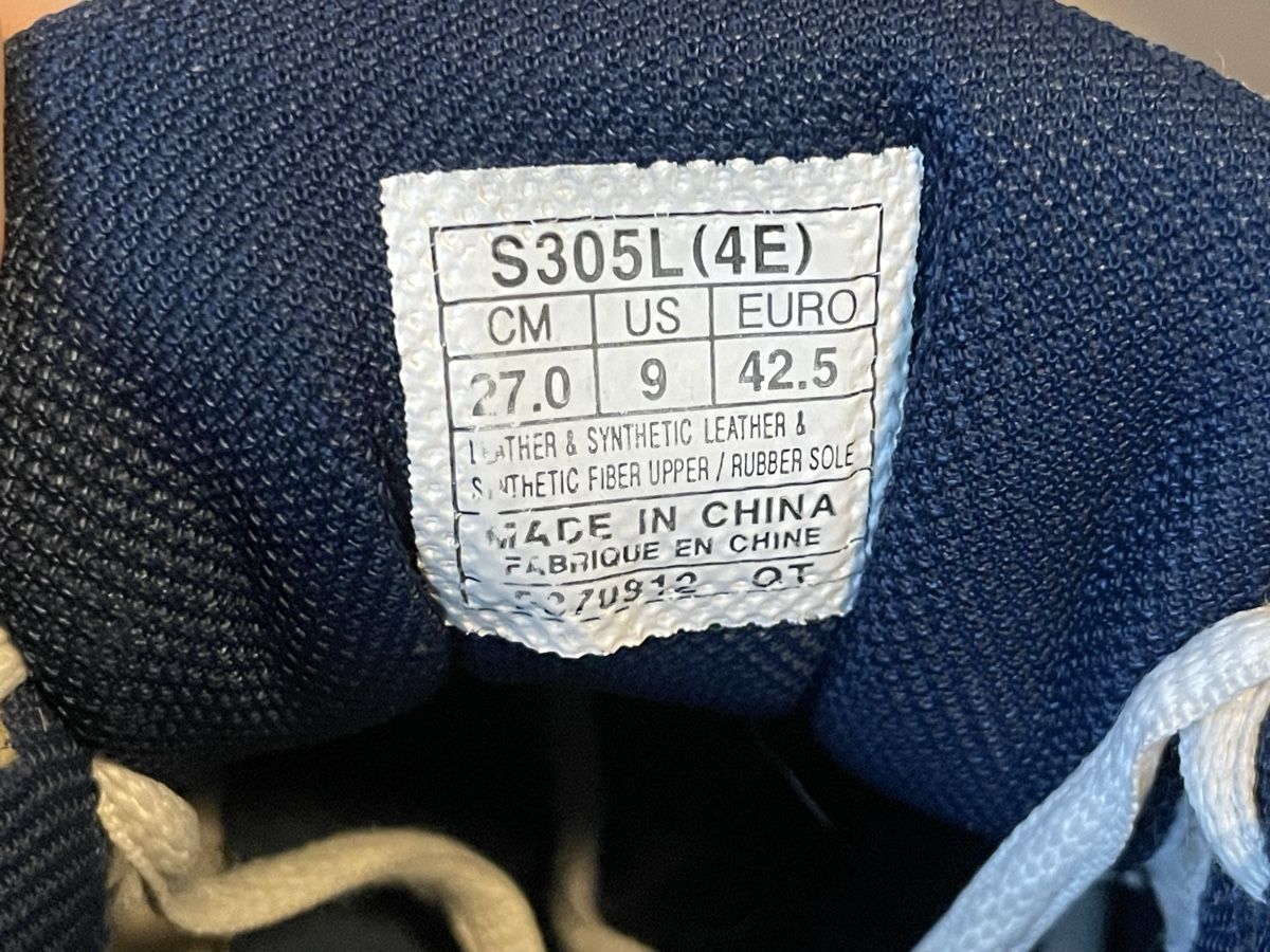 Asics Scarpe da uomo: Asics Schuhe Grösse 42.5 – Usato da Uster venduto da livs_ 3