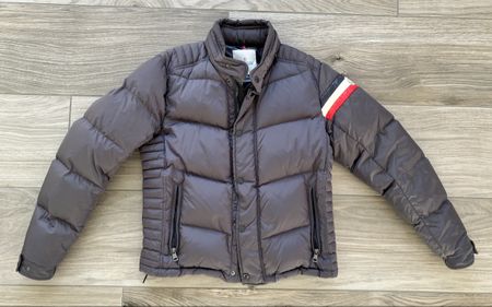 Moncler Daunenjacke Gr. 3 – Anthrazit/Grau – neuwertig