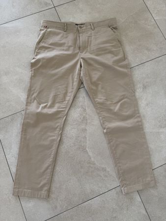 Pantalon Tommy Hilfiger, taille 36/32, beige