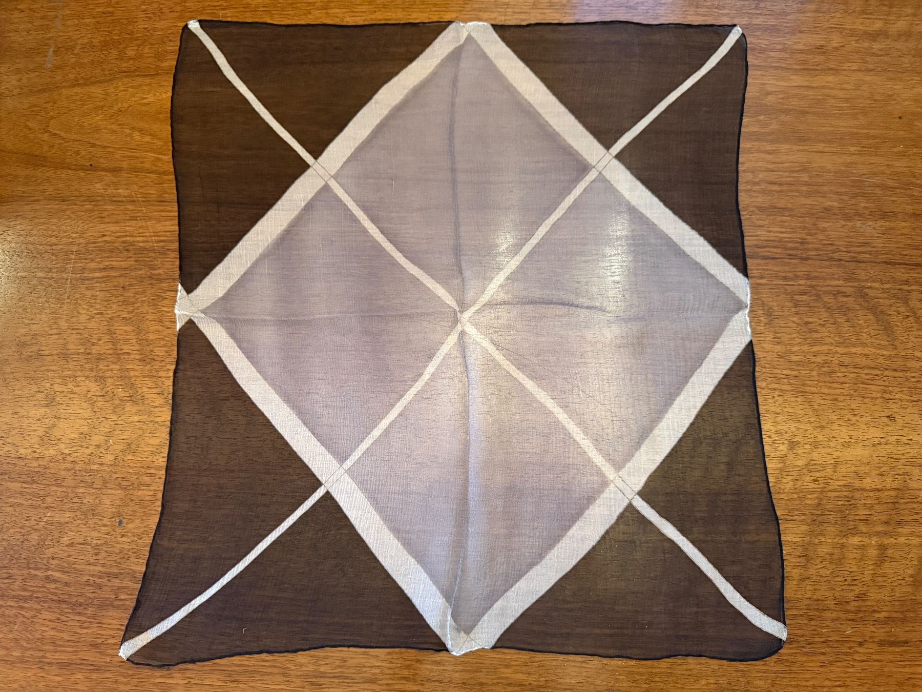 Foulard & Sciarpe: Tuch Rautenmuster Schwarz-Grau-Weiss – Usato da Erstfeld venduto da Mario_boe0 1