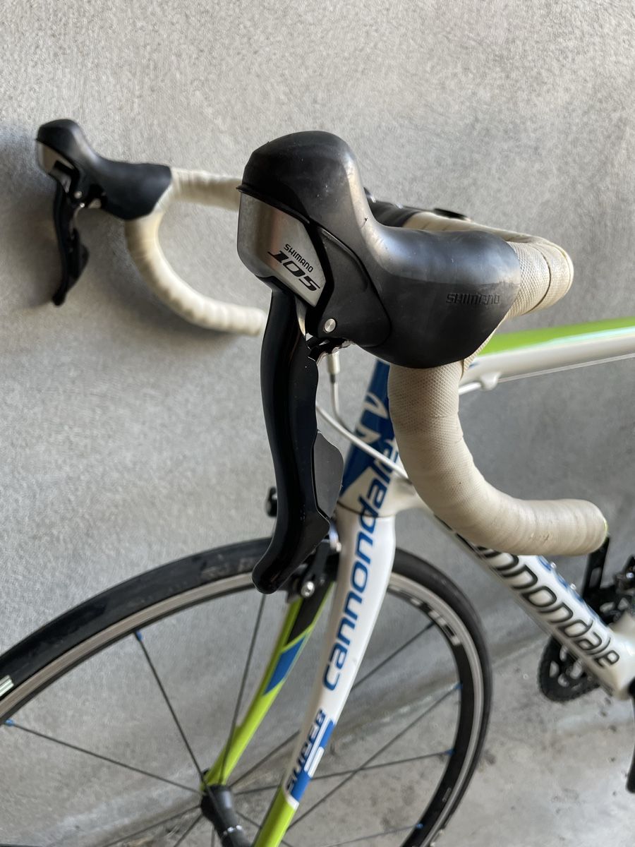 Cannondale Velos: Vélo route carbone Canondale  – Gebraucht aus Founex von ren_drl8 3