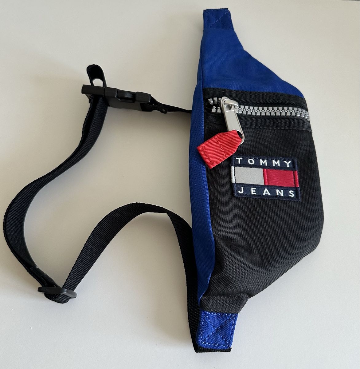 Tommy Hilfiger Borse & Zaini: Tommy Hilfiger Bauchtasche – Nuovo (secondo la descrizione) da Wetzikon ZH venduto da brandshop