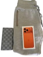 iPhone 17 pro max Cosmic orange 256GB bundle/LV