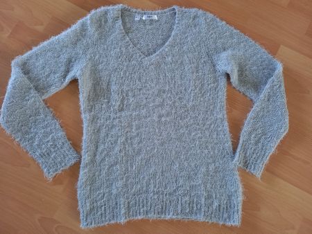 Kuscheliger Damenpulli mit V-Ausschnitt, Grösse 36/38