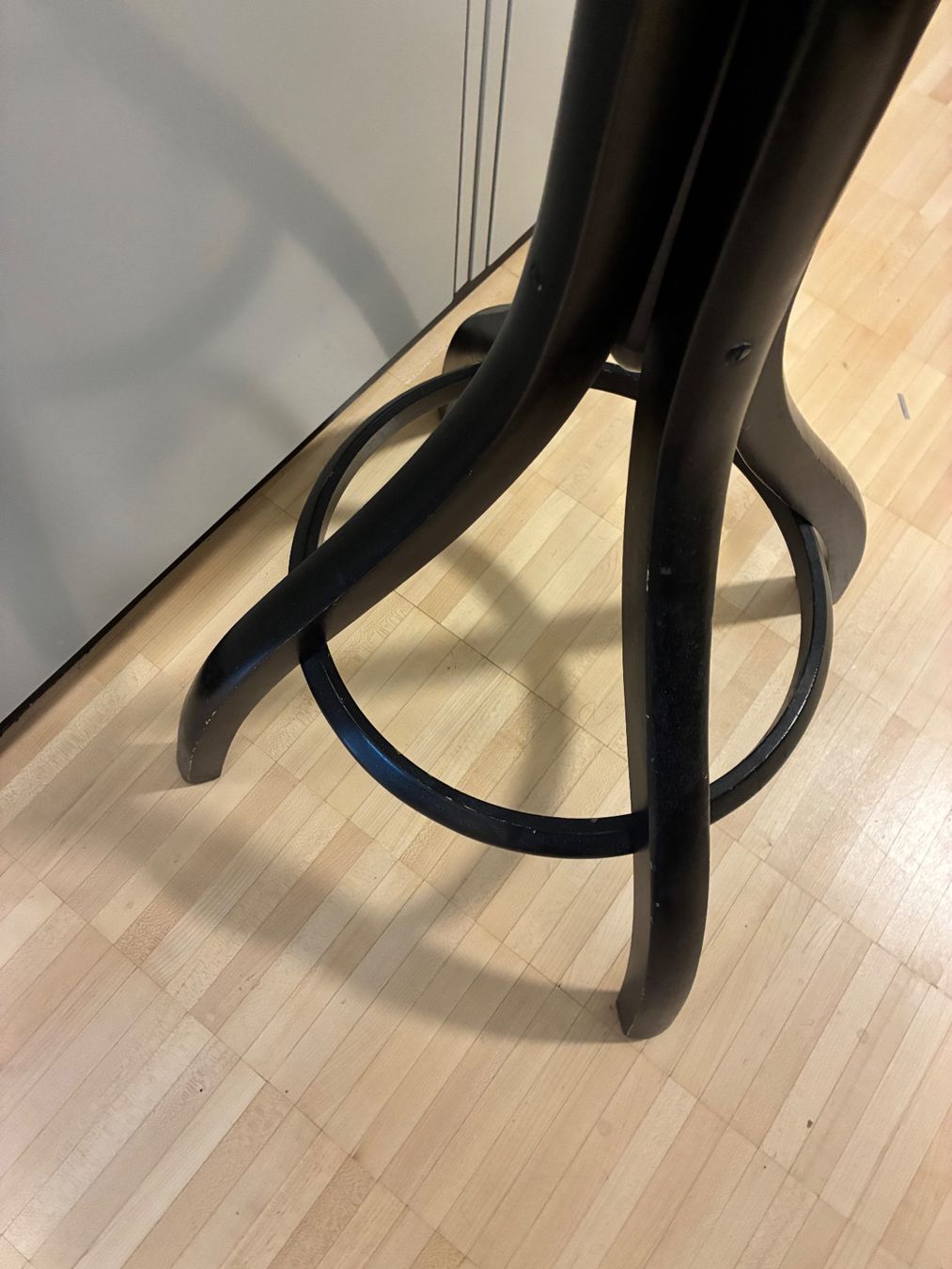 Porte manteau: Garderobe Kleiderständer gratis – D'occasion à Zürich par Gigi_zh 1