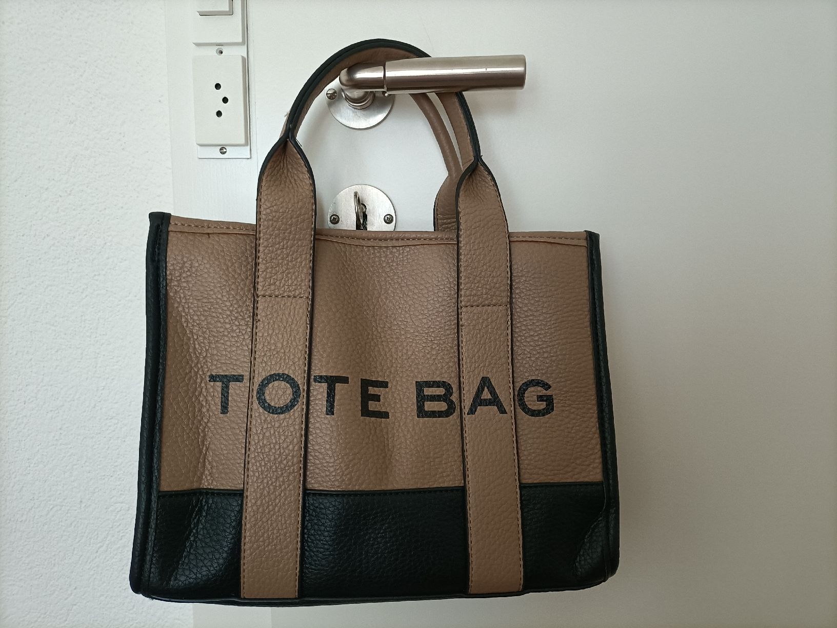 Sacs femmes: Beige TOTE BAG, NEU! – Neuf (Voir description) à Wil SG par MissMillie71 1