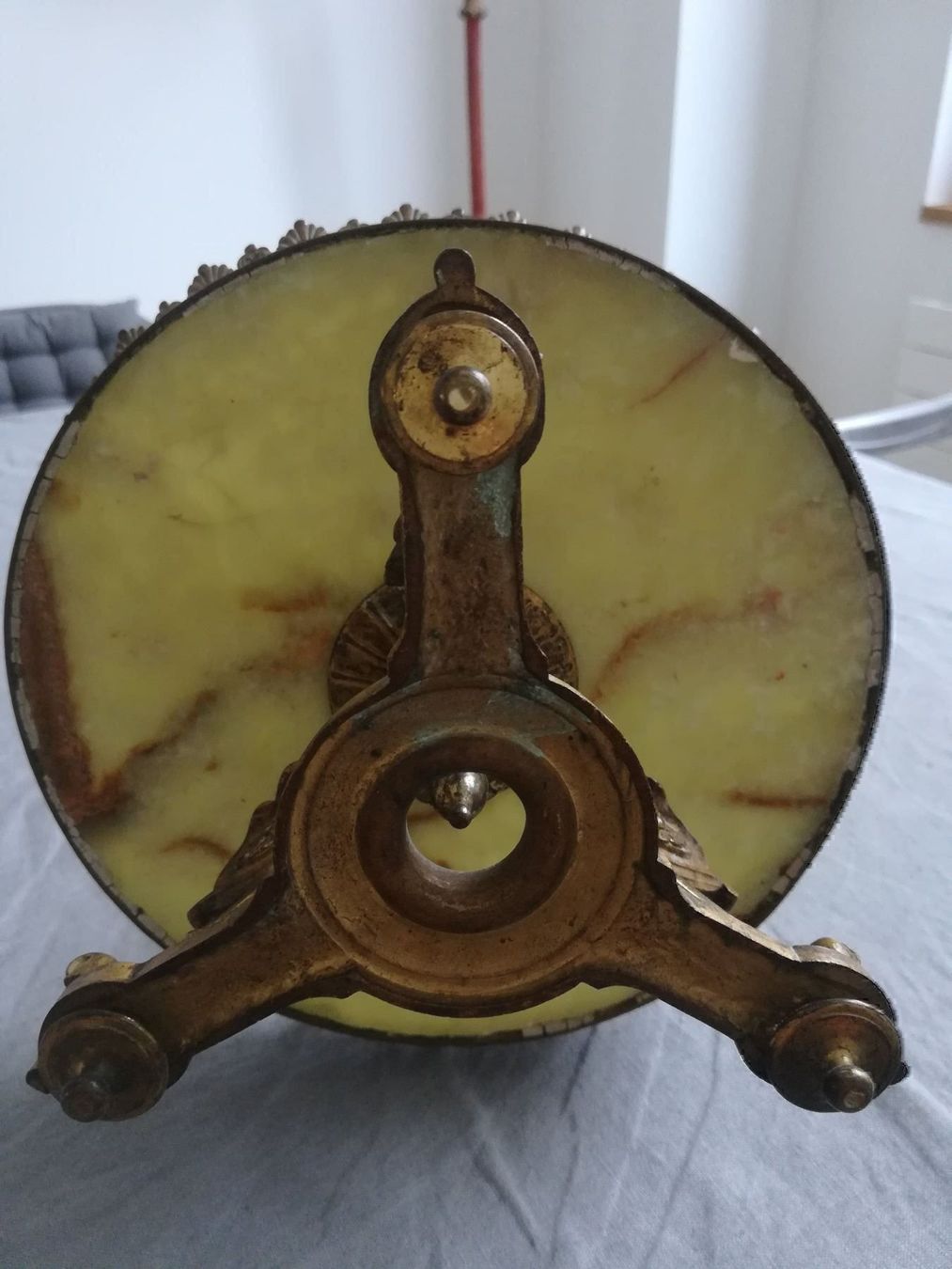 Tutte le decorazioni: Alte Etagere mit Glaseinsatz – Usato da Wallisellen venduto da Muggeli1970 4