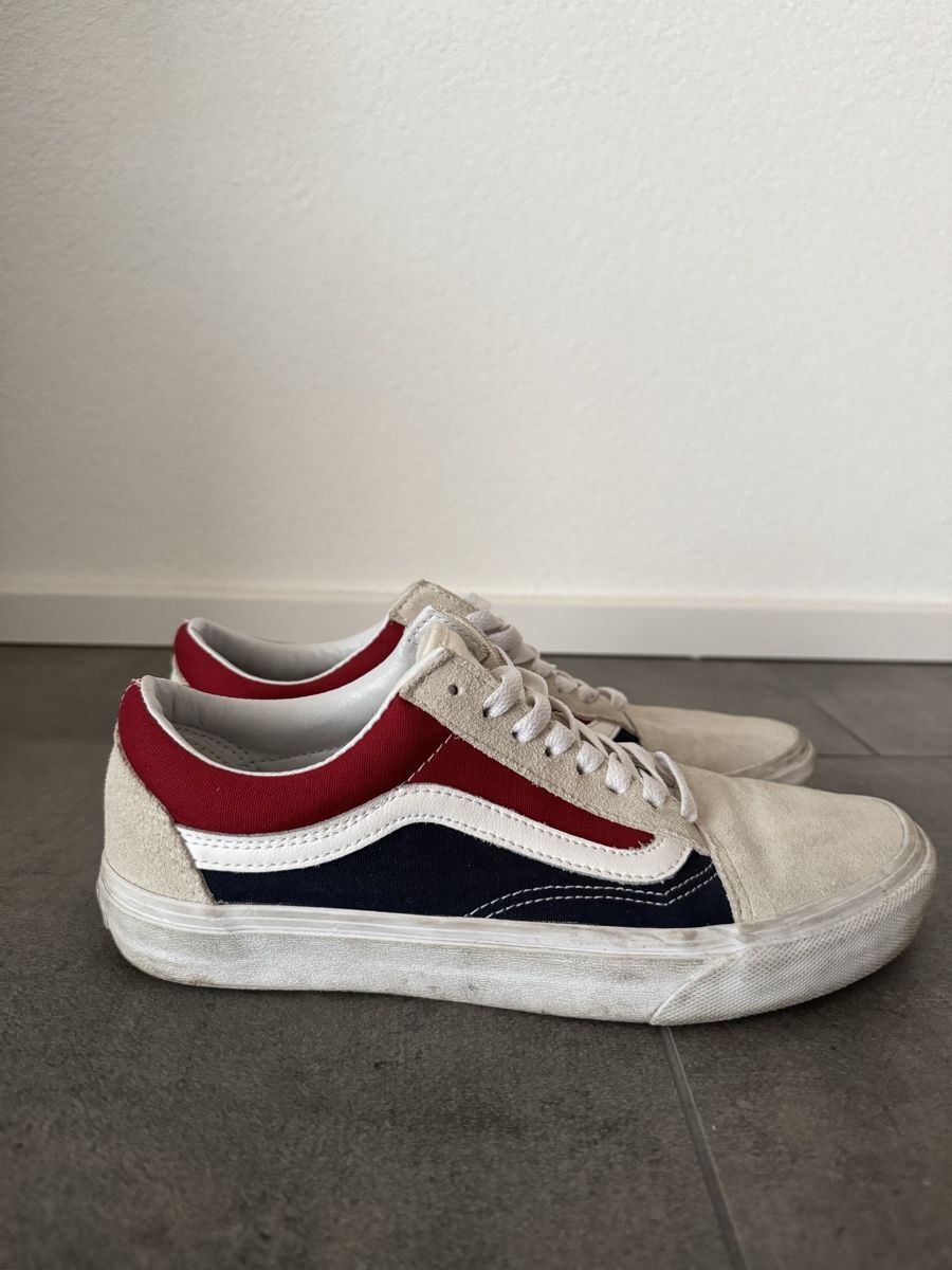 Damenschuhe: Vans - red / blue / white  – Gebraucht aus Amriswil von a_g_n58c