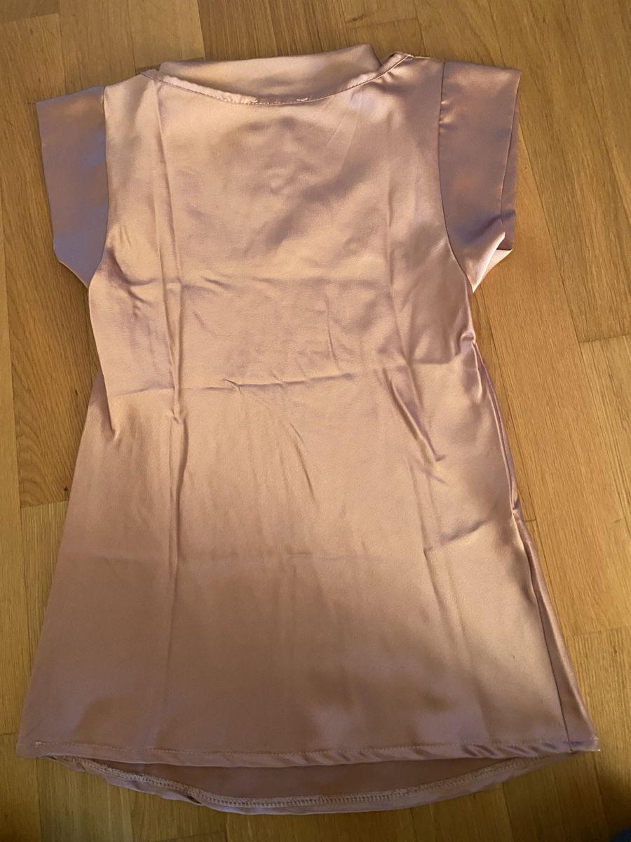 Blusen: Zuiki Bluse mit drapiertem Kragen Grösse S – Neu (gemäss Beschreibung) aus Uetikon am See von lexus2008 1