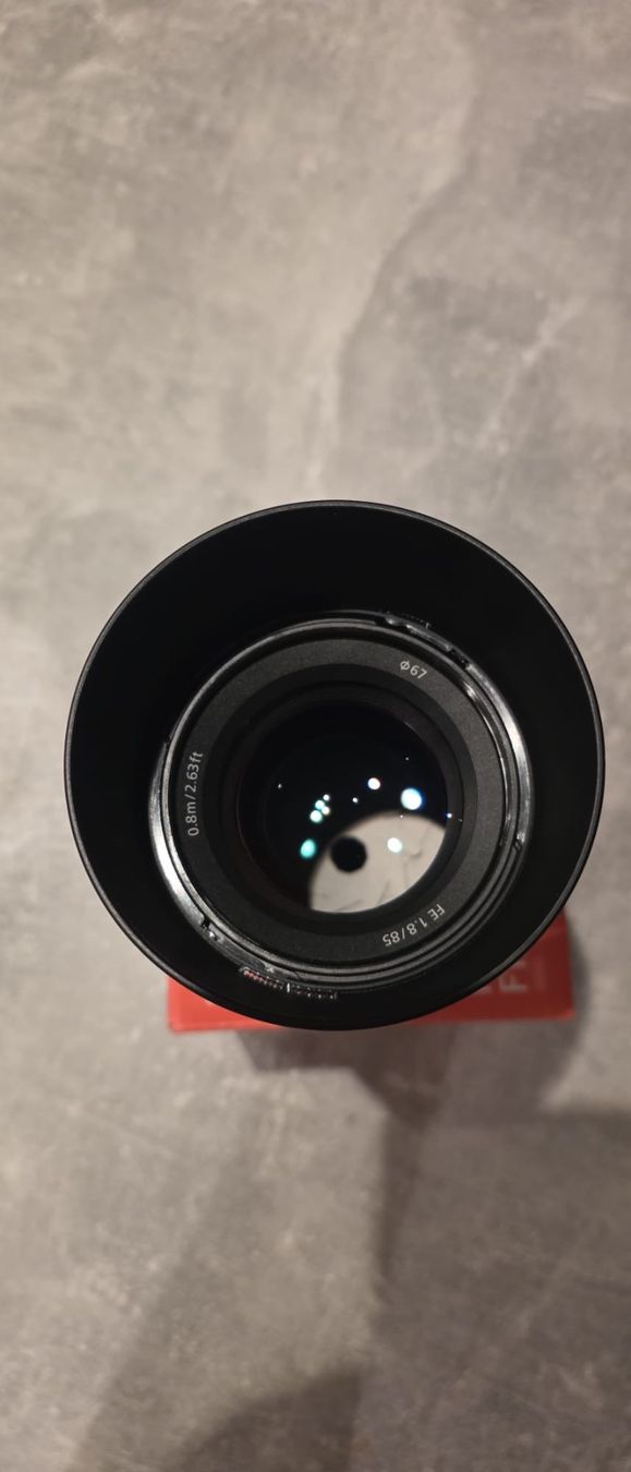 Sony Obiettivi: Sony FE 85mm F1.8 Objektiv E-Mount – Nuovo (secondo la descrizione) da Mauren venduto da jennii002 2