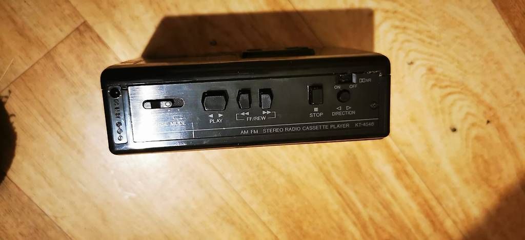 Lecteur media portable: walkman vintage – D'occasion à Lamone par osc_rr7v 1