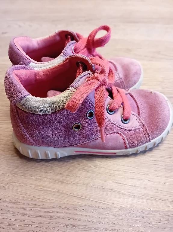 Ecco Chaussures filles: Kinderschuhe Mädchen Gr. 22 – D'occasion à Auw par luszur
