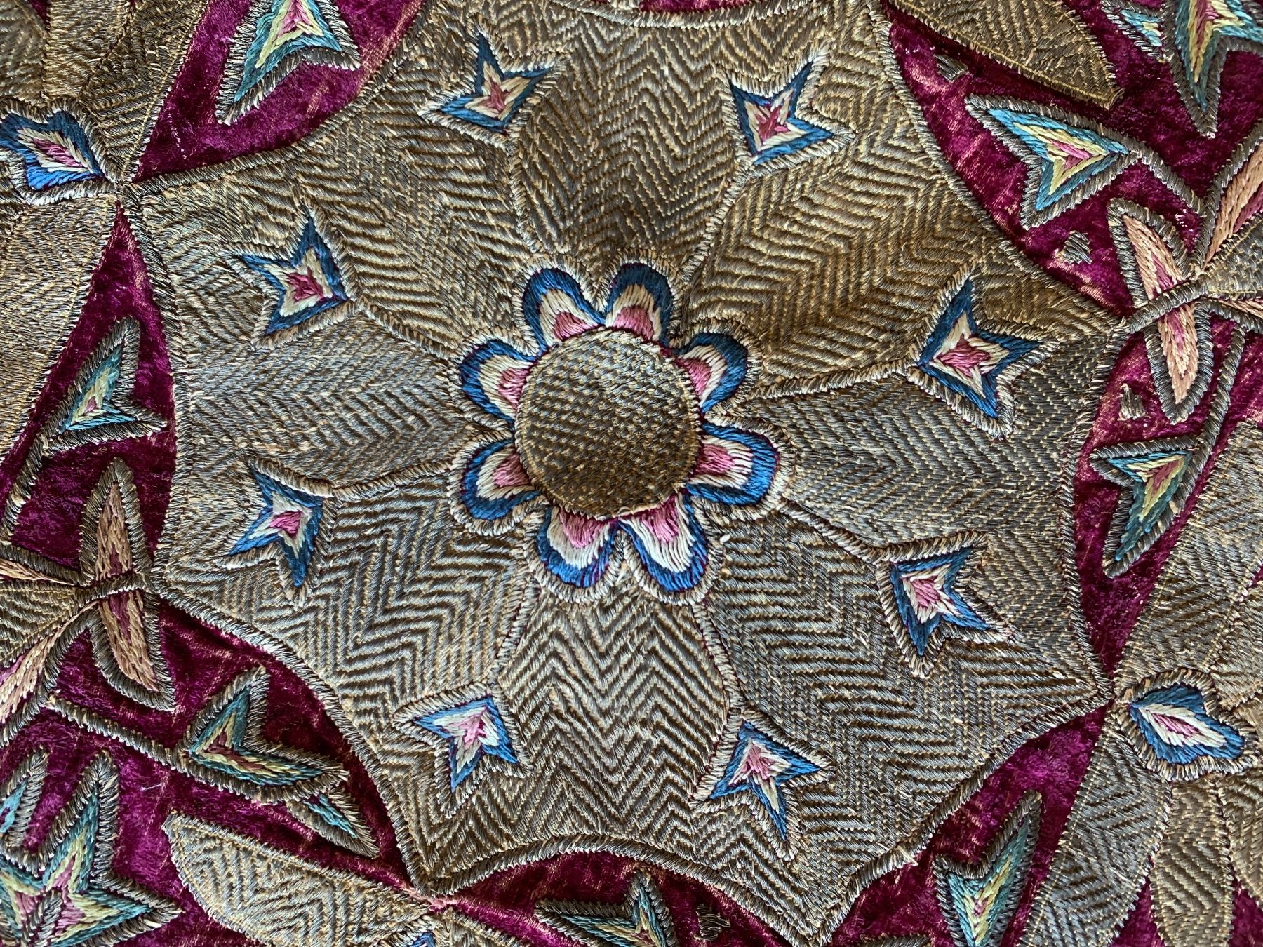 Tessuti: Broderie ancienne Persane Qajar plus que 💯 ans – Usato da Prilly venduto da Sissi_1009 4