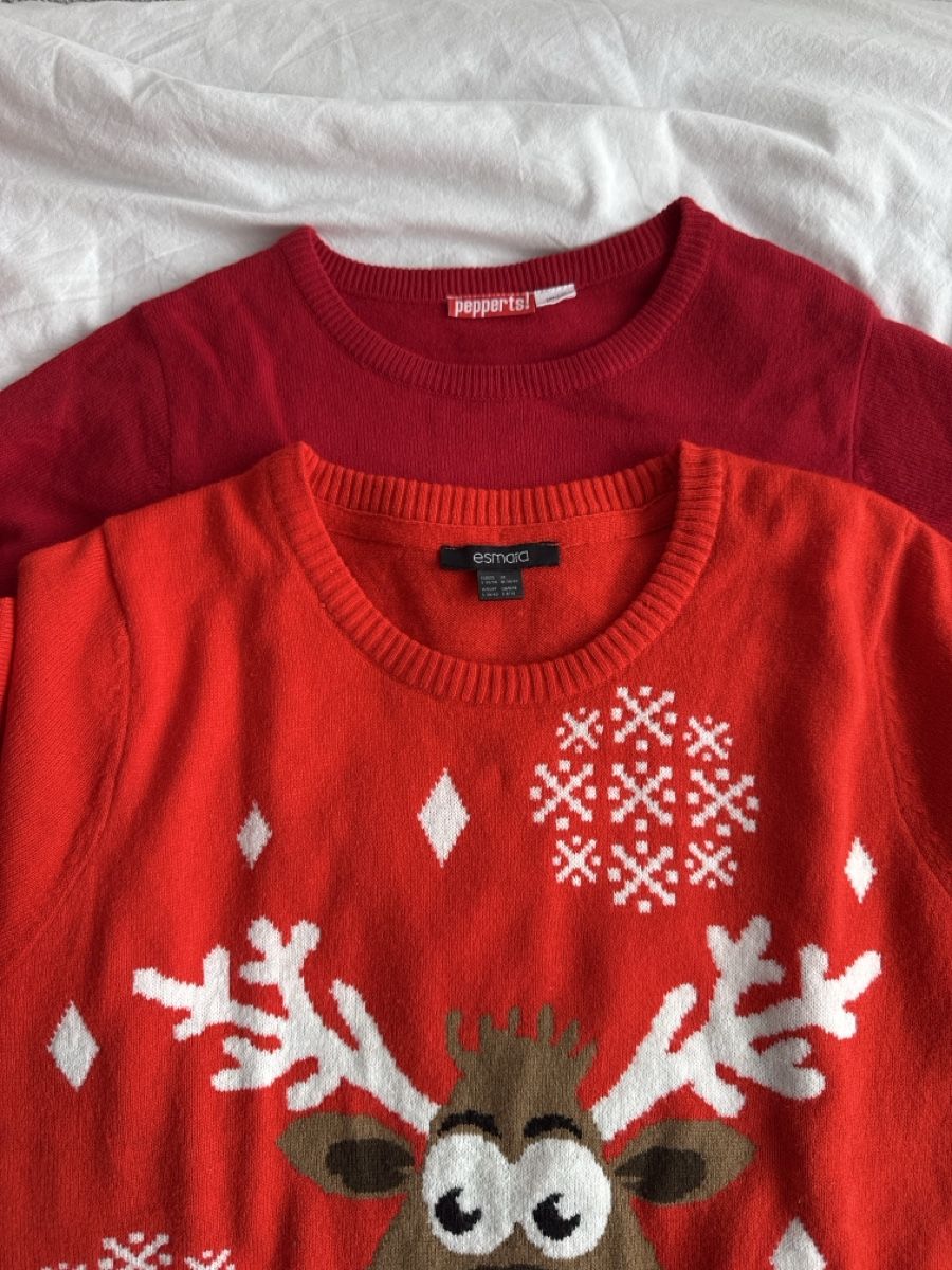 Kleiderpakete: Lot de 2 pulls de Noël festifs - Tailles S et M – Neu (gemäss Beschreibung) aus Malleray von sam_9bkx