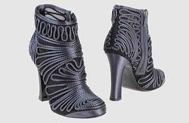 Scarpe da donna: Exklusive Stiefeletten Neu Gr. 37 Alberta Ferretti – Nuovo e nell'imballaggio originale da Wettswil venduto da the_jr6l