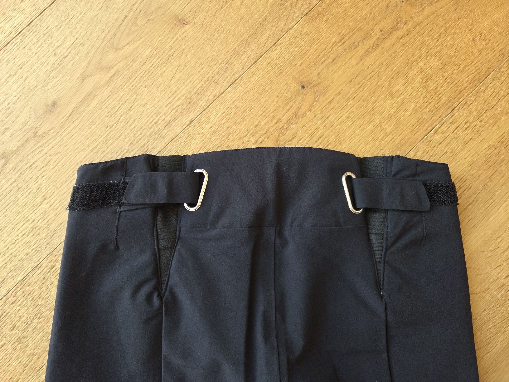 Spyder Pantalons: schöne Skihose Spyder – D'occasion à Wiesendangen par Sinhuk 4