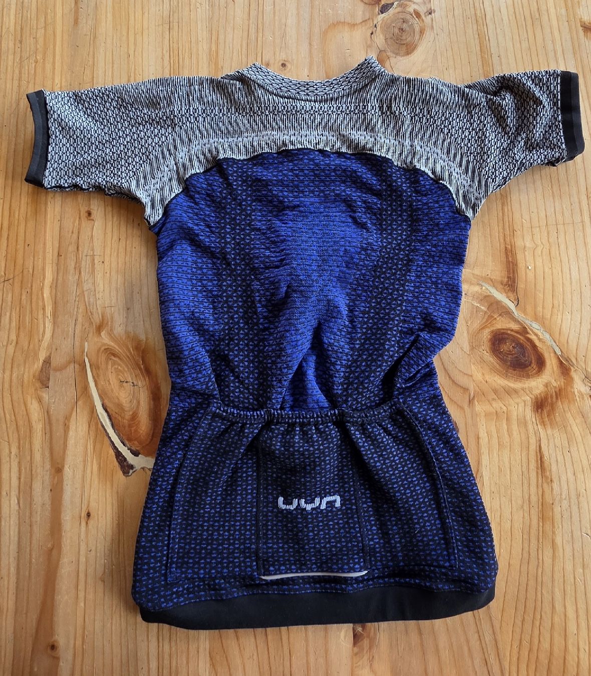 UYN Leibchen & Hosen: Biketrikot UYN Herren, Grösse L – Gebraucht aus Balgach von swiss-steppenwolf 1